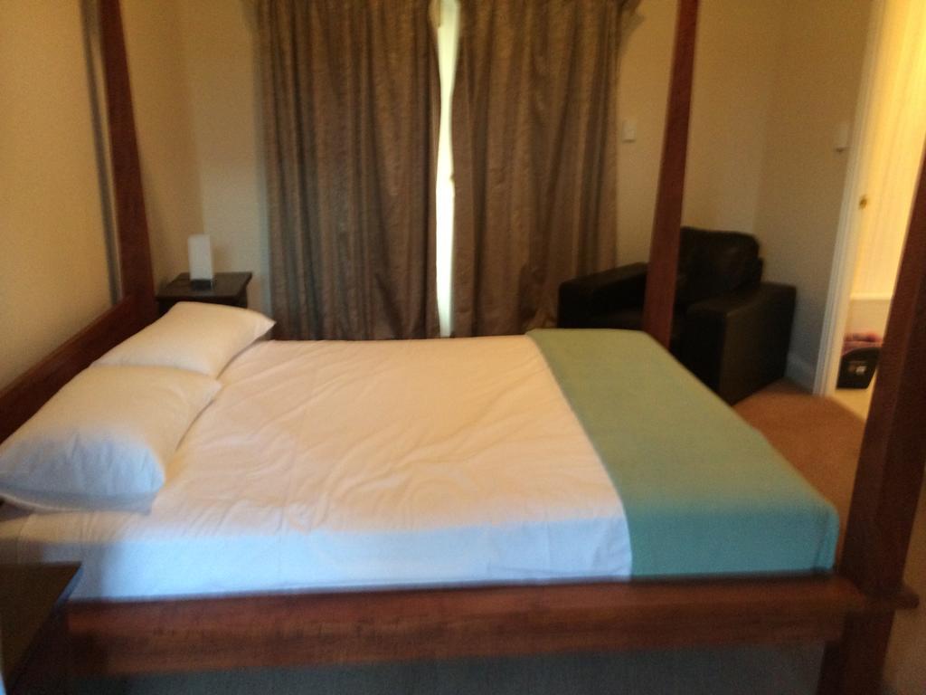 Avon Accommodation - York Room photo